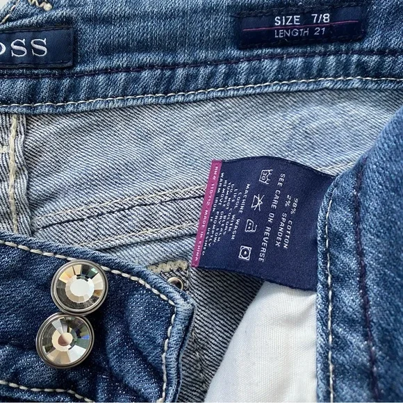 VIGOSS The Chelsea Capri Embroidered Faded Whiskered Stretch Jeans Size 7/8 - Picture 5 of 16